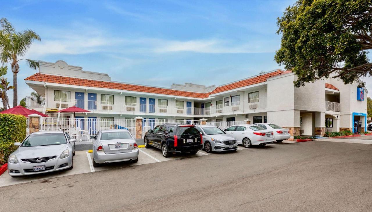 Motel 6-Carlsbad, Ca - East Near Legoland Exterior photo