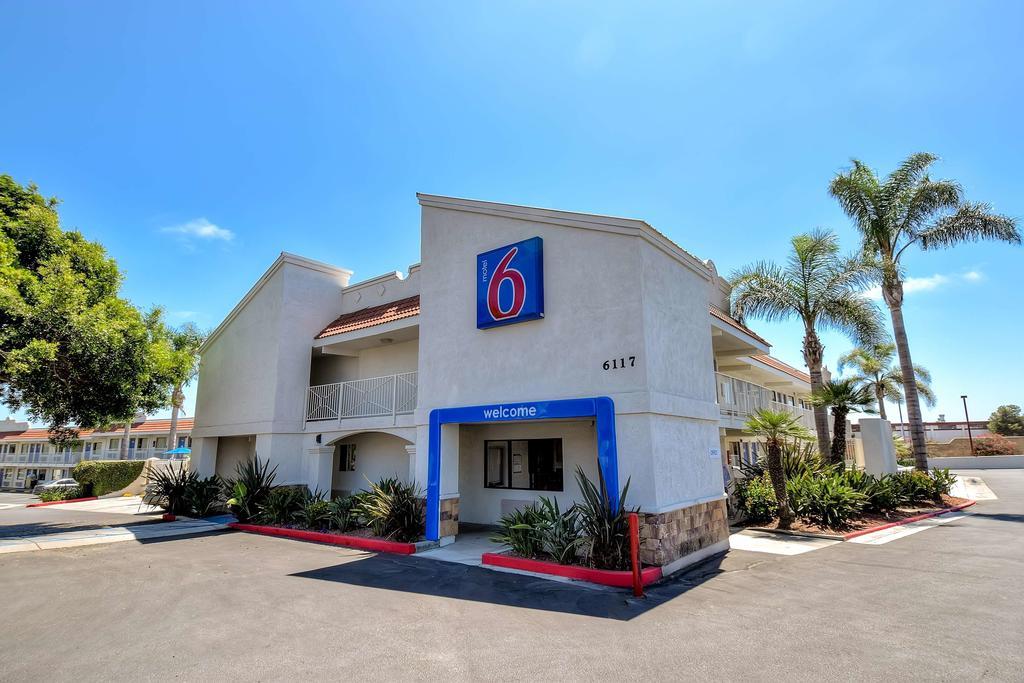 Motel 6-Carlsbad, Ca - East Near Legoland Exterior photo